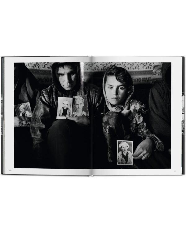 Sebastião Salgado. Exodus