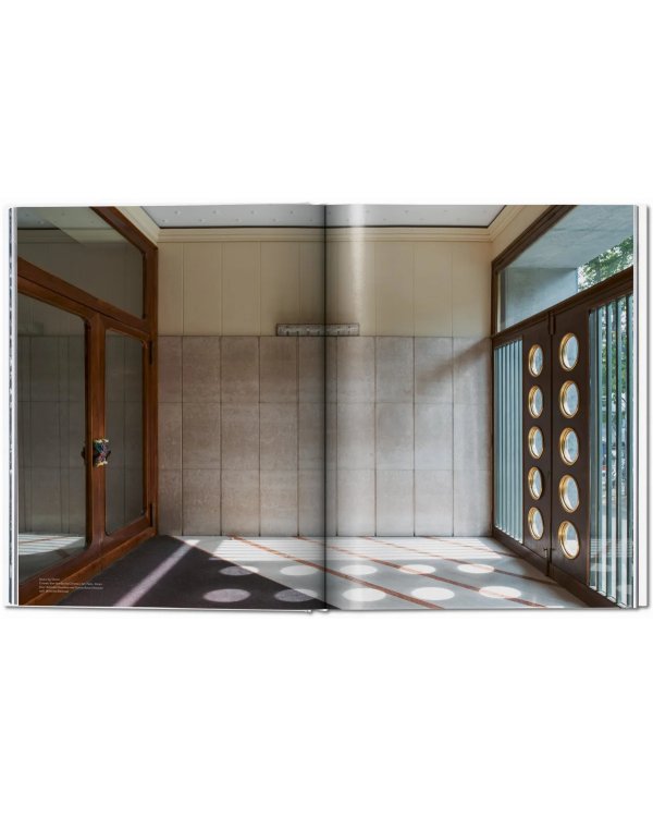Entryways of Milan