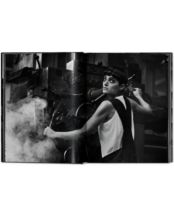 Peter Lindbergh. Untold Stories