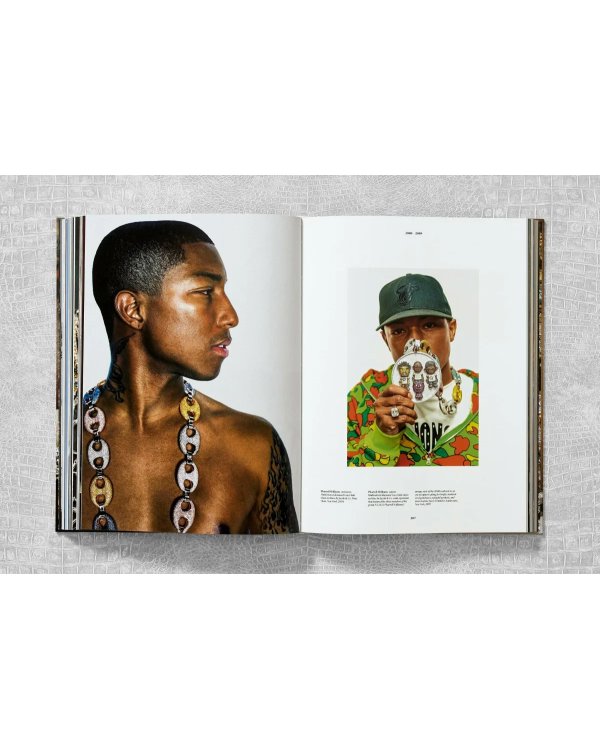Ice Cold. A Hip-Hop Jewelry History