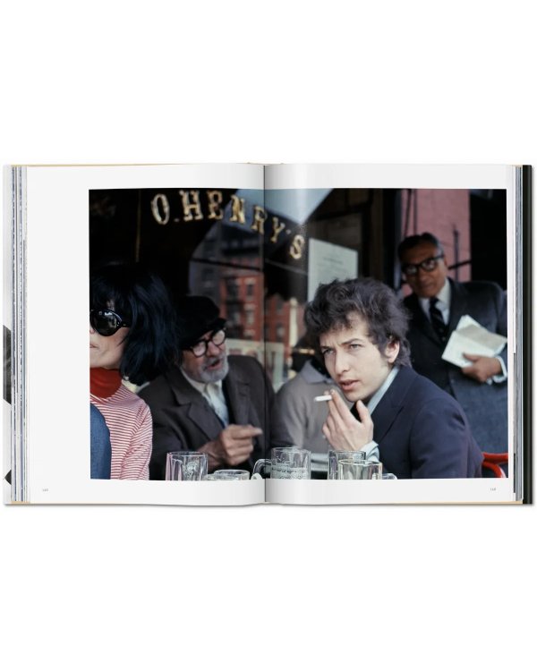 Daniel Kramer. Bob Dylan. A Year and a Day