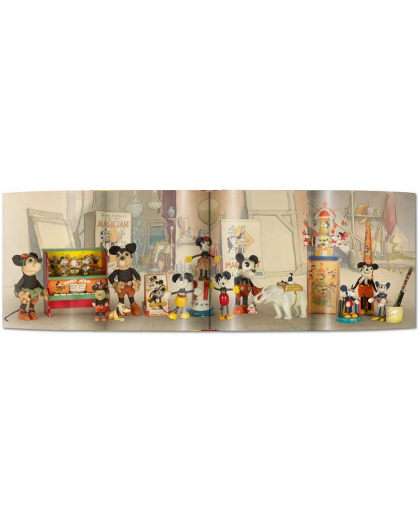 Walt Disney's Mickey Mouse. The Ultimate History
