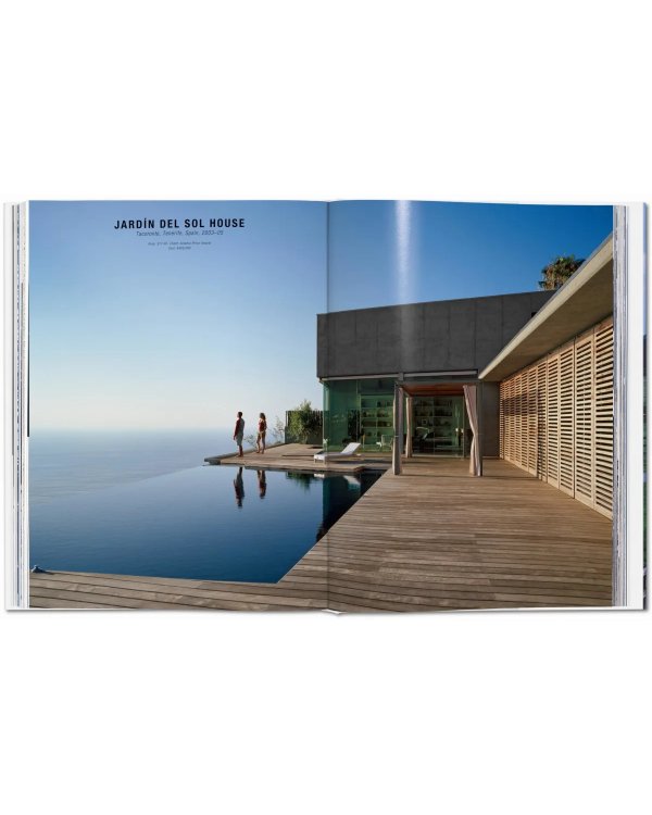 Contemporary Houses. 100 Homes Around the World