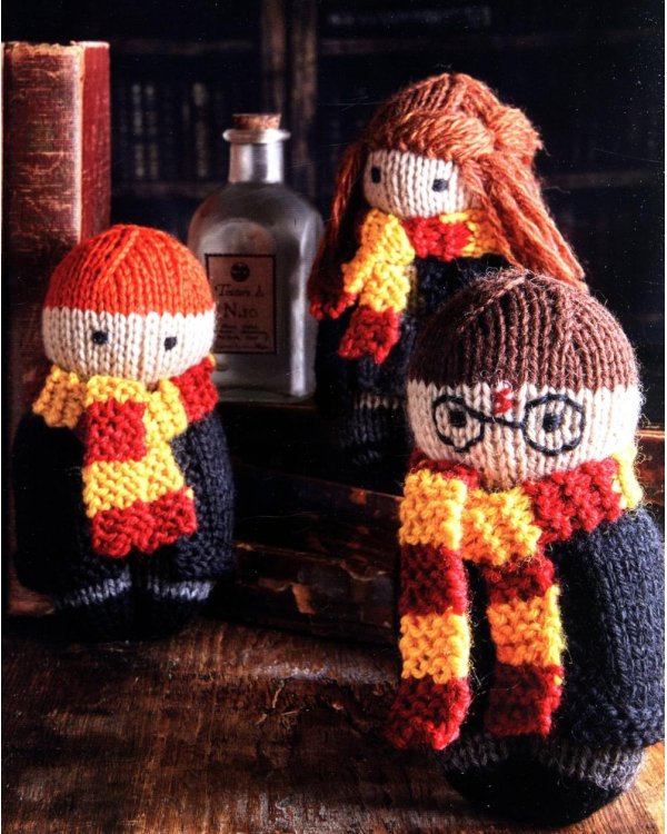 Harry Potter Knitting Magic: New Patterns from Hogwarts & Beyond