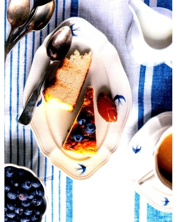 Творог, сдоба и любовь: нежные рецепты для всей семьи: от сырников и запеканок до чизкейка и штоллена