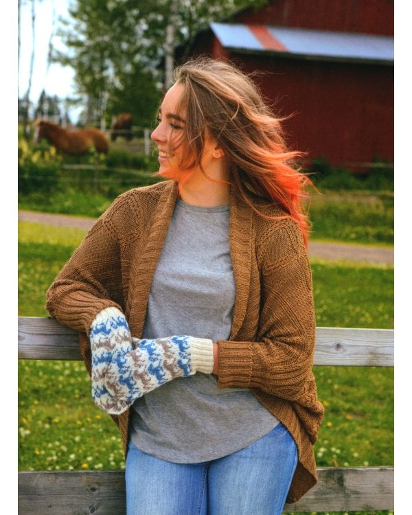 Дизайнерский жаккард. Вяжем варежки и носочки на спицах!: 20 невероятных проектов