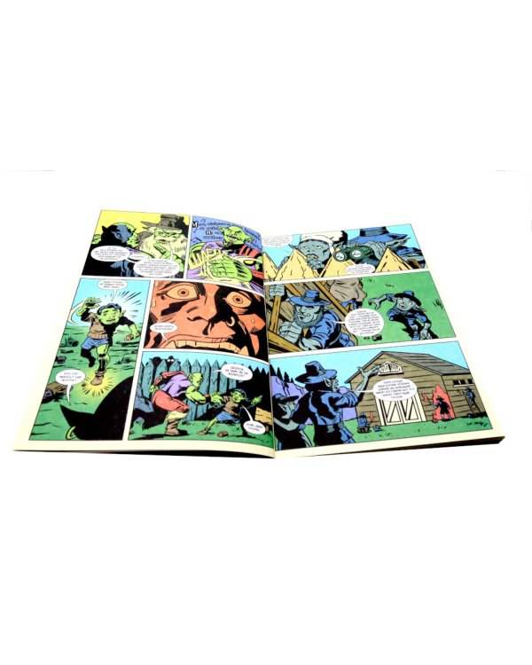 Троль гнет ель