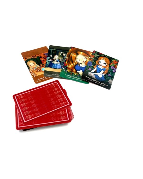 Алиса в Стране чудес. Карты-предсказания (45 карт в картонной коробке + брошюра с интструкцией)