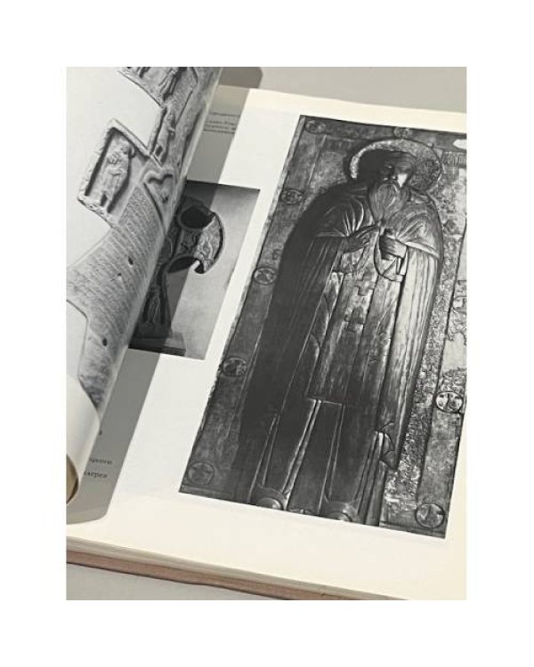 Дополнительное изображение книги «Русская мемориальная скульптура»
