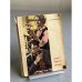 Обложка книги «Живет рядом семья» — М. Халфина