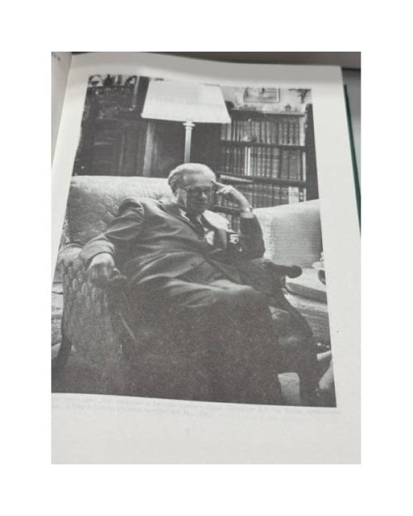 Дополнительное изображение книги «Русская литература в изгнании: опыт исторического обзора зарубежной литературы: Краткий биографический словарь русского Зарубежья»