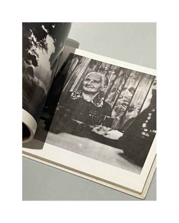 Дополнительное изображение книги «Mūsu zaļā zeme. Наша земля зеленая»