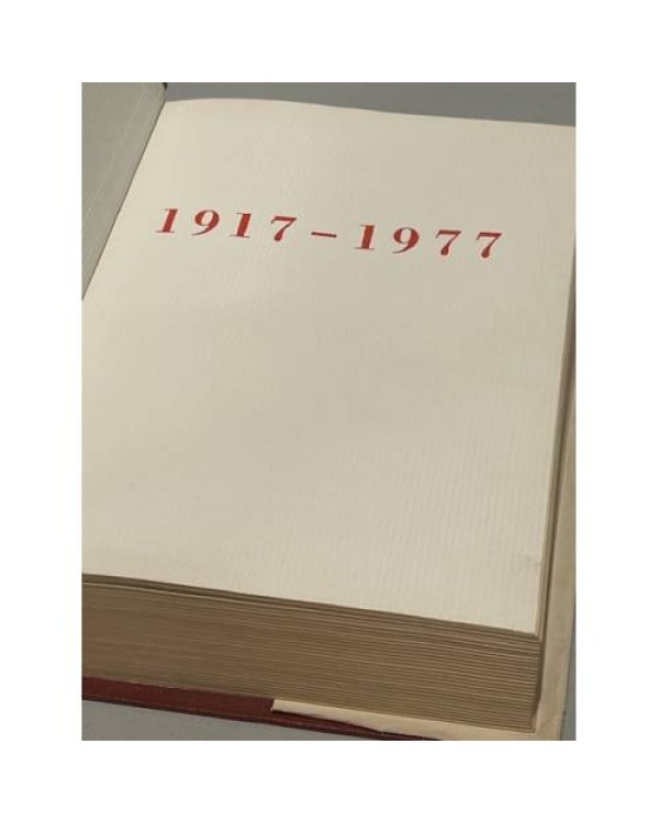 Дополнительное изображение книги «История Великого Октября. (В трех томах). Т.3»