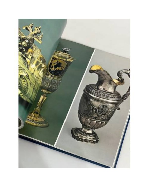 Дополнительное изображение книги «Russische Schatzkunst aus dem Moskauer Kreml und der Leningrader Ermitage»