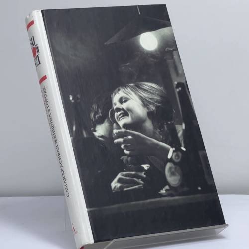 Обложка книги «Самая красивая женщина в городе» — Чарльз Буковски, ISBN 9785352000298