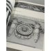 Дополнительное изображение книги «Наряд московских фасадов. Фотоальбом. Съемка и подписи к иллюстрациям А. Колмовского»