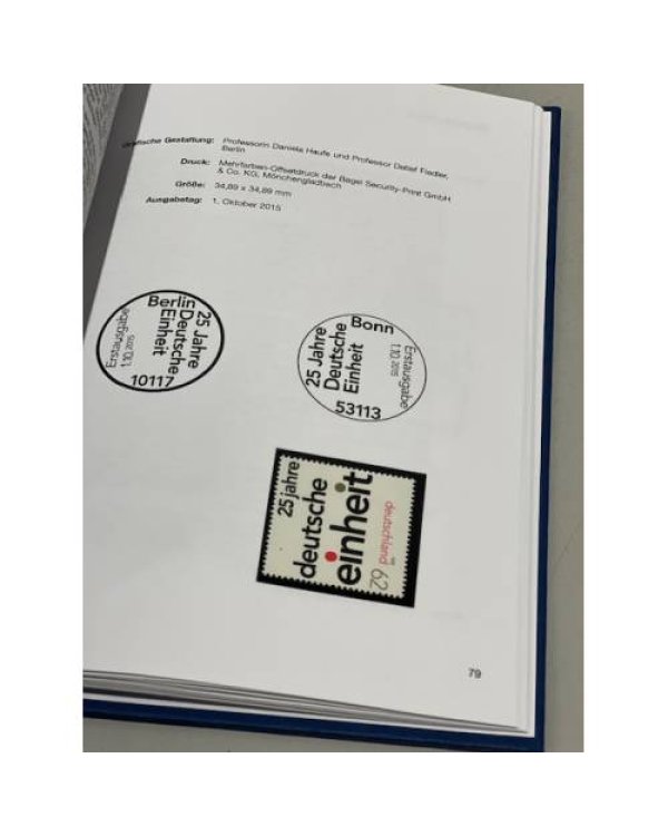 Дополнительное изображение книги «Postwertzeichen Jahrbuch 2015»