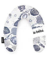 La Bebe™ Rich Maternity Pillow Art.8956 Leafs Подкова для сна, кормления малыша 30x104 cm