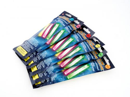 Свист в темноте блестящий