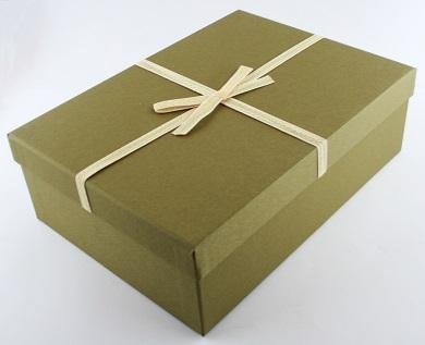 Подарочная коробка 20см х 28см серый, синий, песок, бордовый