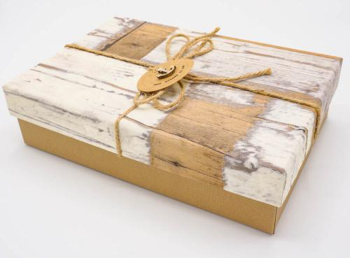 Подарочная коробка дерево яркого 24,5 17 6,5