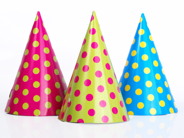 Party Hats Dots, mix, 16cm (1 pkt / 6 pc.) Party Hats Dots, mix, 16cm (1 pkt / 6 pc.)