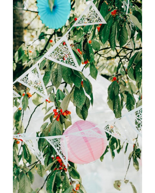 Paper garland, pearl white, 19.5 x 3m