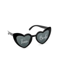 Heart-shaped glasses with ''Team Bride'' inscription, black