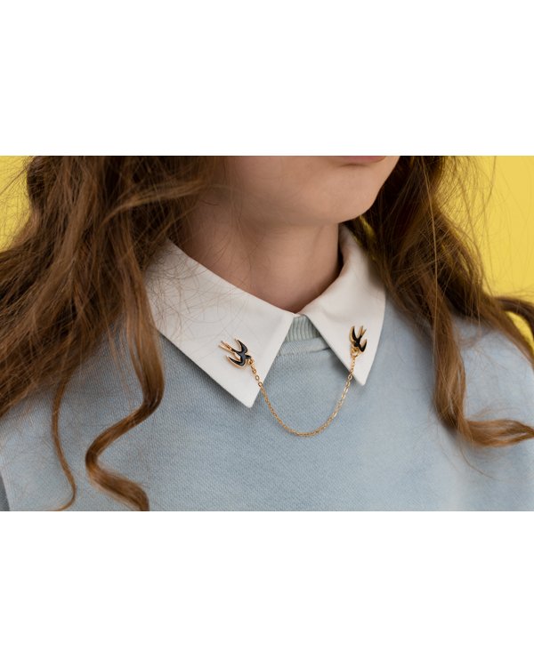 Collar Pin Swallow