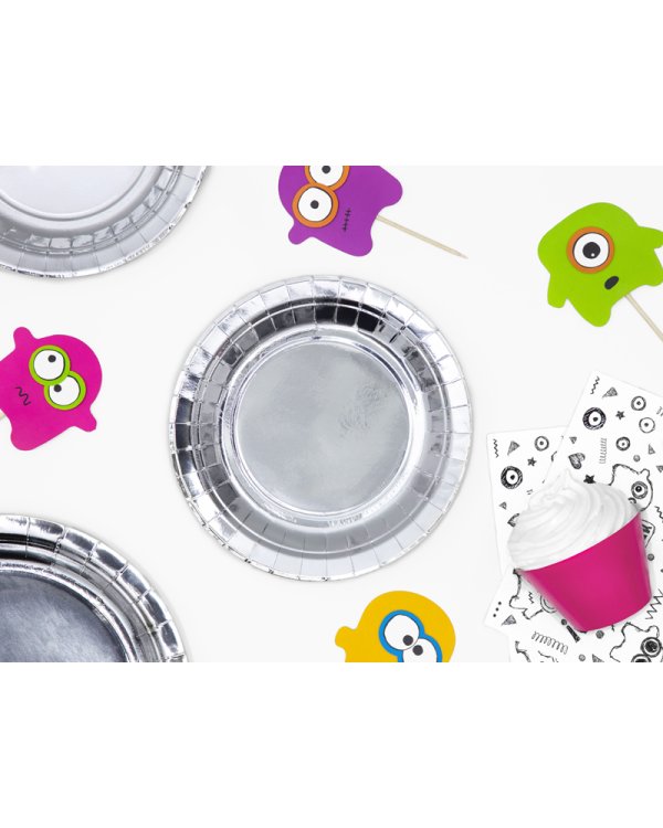 Plates, silver, 18cm (1 pkt / 6 pc.)