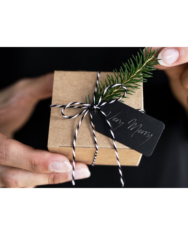 Дополнительное изображение книги «Gift tags with a flounce (1 pkt / 6 pc.)»