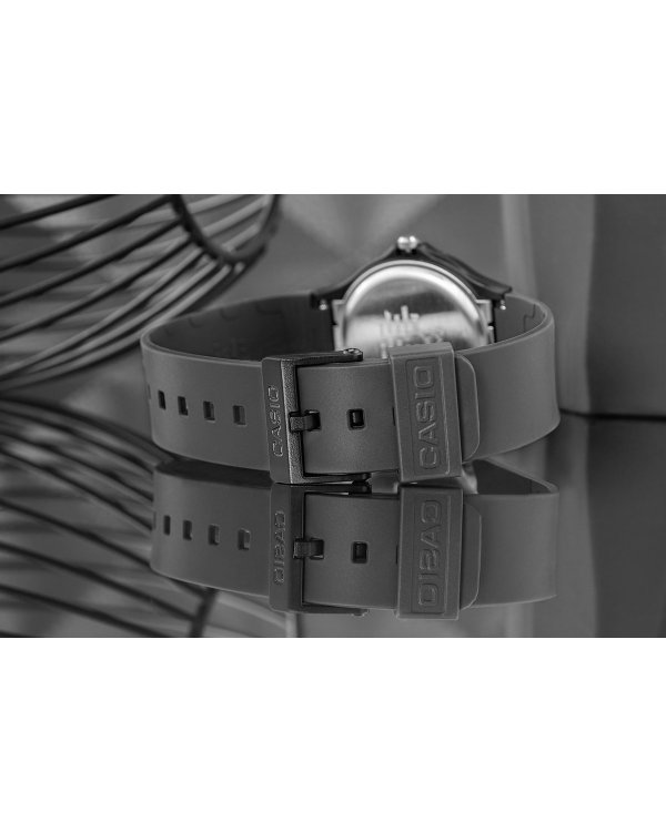 CASIO MQ-24-1B2LDF Часы