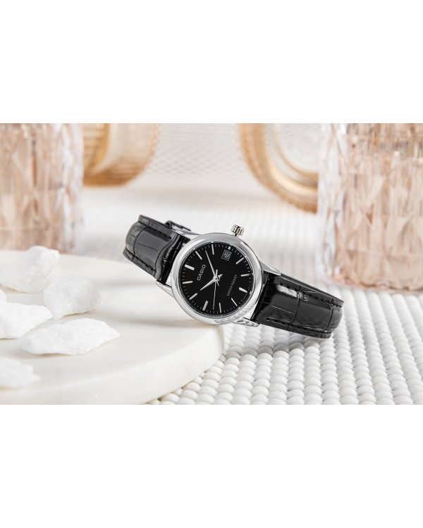 CASIO LTP-V002L-1AUDF Женские часы