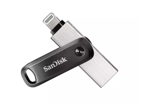 SanDisk iXpand Flash Drive Go Двухразъемный Флеш-накопитель для iPhone и ПК / 64 ГБ