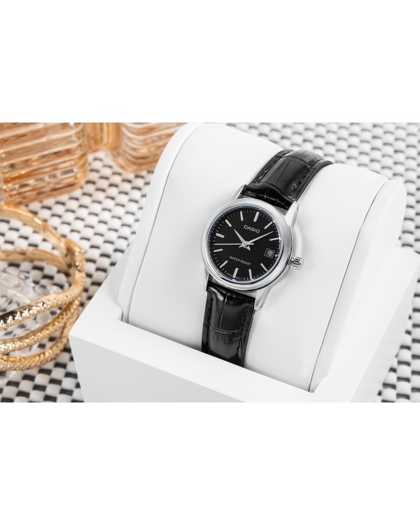 CASIO LTP-V002L-1AUDF Женские часы