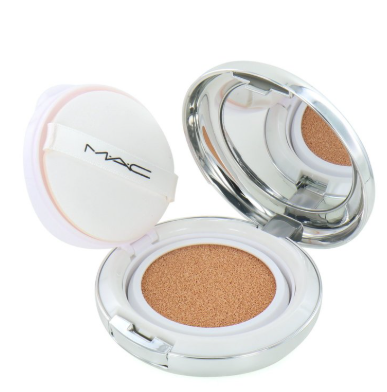 MAC Lightful C+ Тональная основа Light Plus Rose / SPF 50 / 12 g