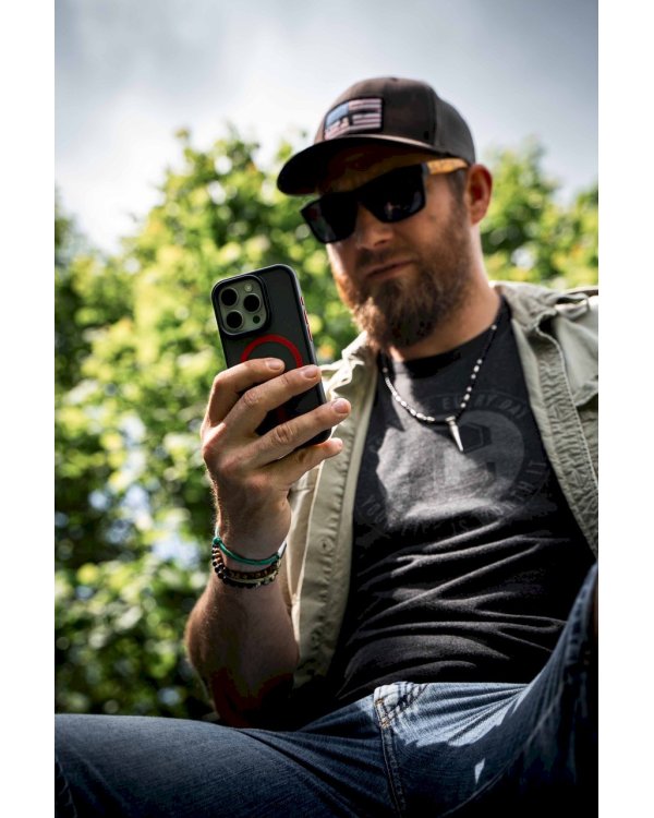 Дополнительное изображение книги «Tactical MagForce Hyperstealth 2.0 Защитный чехол для iPhone 11 / чёрный/красный»