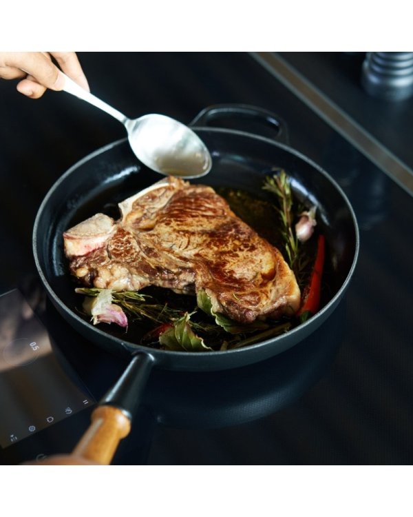 Le Creuset Чугунная сковорода с деревянной ручкой Ø28см