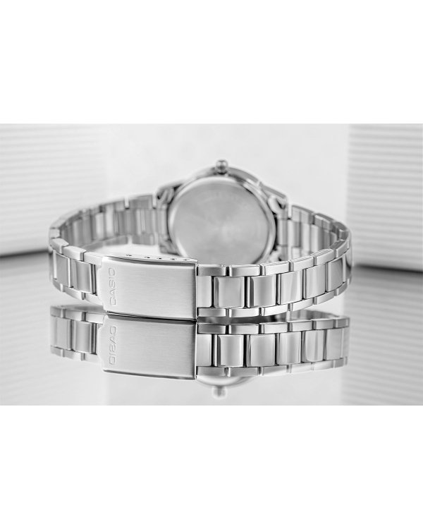 CASIO LTP-1303D-1AVDF Женские часы