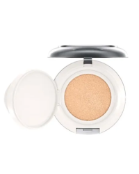 MAC Lightful C+ Тональная основа Light / SPF 50 / 12 g