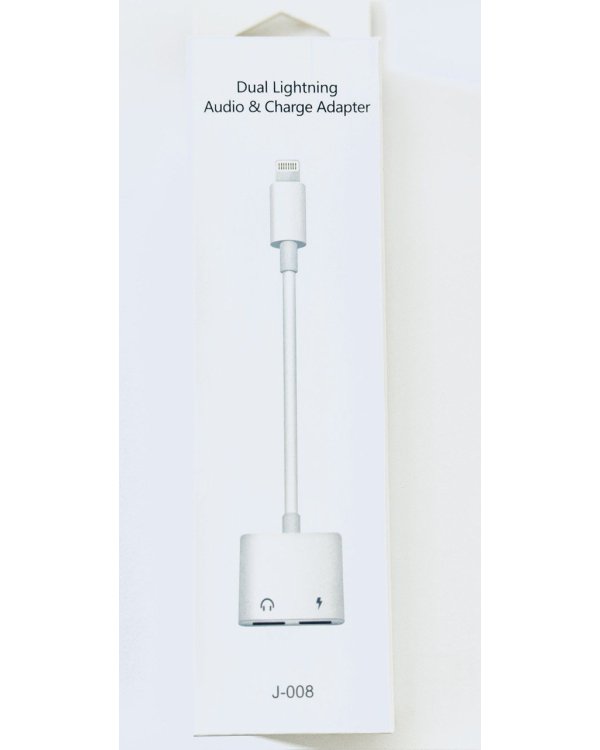 Wooco J-008 Dual Audio & Charge Адаптер 2x Lightning
