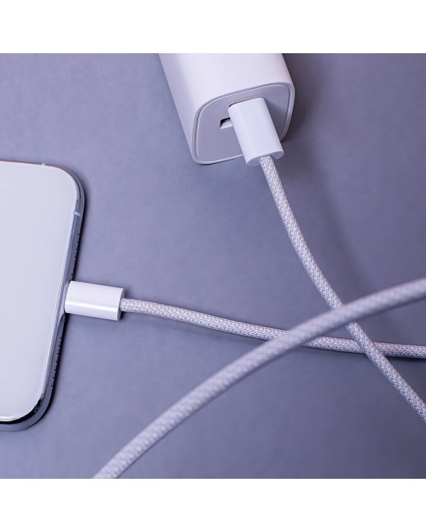 Дополнительное изображение книги «Maxlife MXUC-06 Кабель USB-C на USB-C / 1m / 20W»