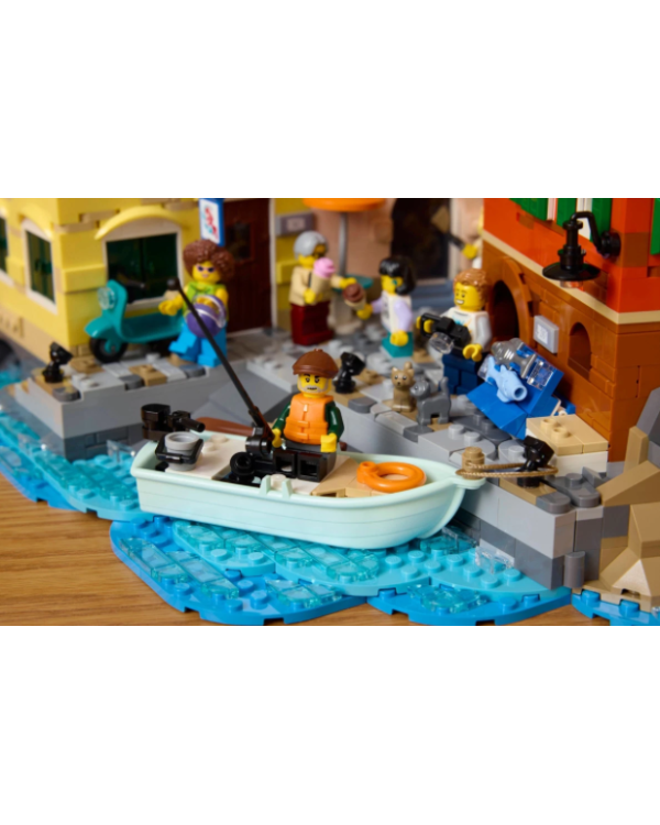 LEGO 21359 Italian Riviera Конструктор