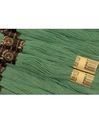 Нитки мулине ПНК им. Кирова, цвет: 3907 зеленый, 12 мотков по 10 метров (количество товаров в комплекте: 12)
