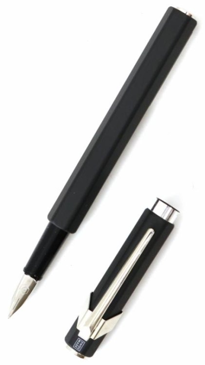Обложка книги «Ручка перьевая Office 849 Classic Matte Black»