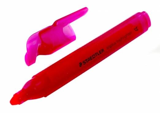 Маркер-тектовыделитель Triplus Highlighter, 2-5 мм, трехгранный корпус, розовый