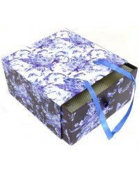 Коробка подарочная &quot;Голубые цветы&quot;, 18х18х9,5 см