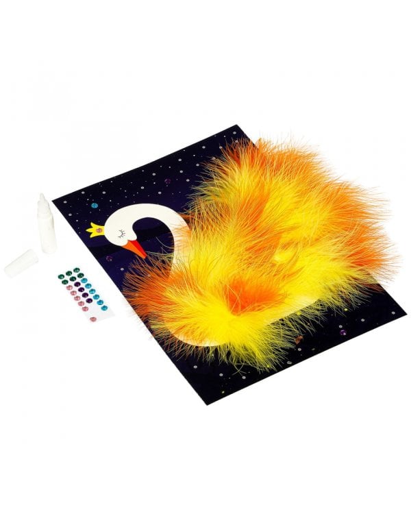 Аппликация перьями. Лебедь