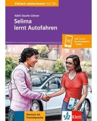 Selima lernt Autofahren