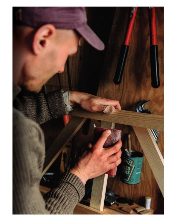 Hammer &amp; Nail. Making and assembling furniture designs inspired by Enzo Mari